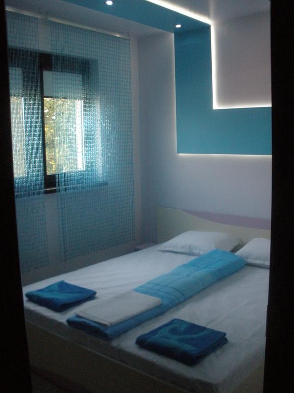 Comfort Guest Rooms Pleven Exteriör bild